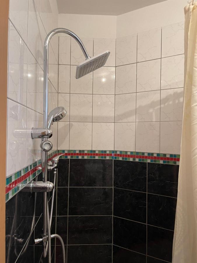 Appartamento Kagran 1220 Wien Esterno foto